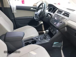 2018 Volkswagen Tiguan SEL с VIN 3VV2B7AX3JM036157, выставлен на аукционе IAAI как лот 42506274 с пробегом 102 947 миль миль и . История ставок и продаж доступна на DreamBid. Изображение 5.