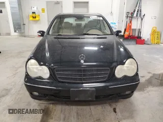 2002 Mercedes-Benz C 230/260/280/320 with VIN WDBRF61J42F268306, listed as a Copart auction lot 87206814 with 176,181 mi miles and Clean Title. Bid and sale history available at DreamBid. Image 5.
