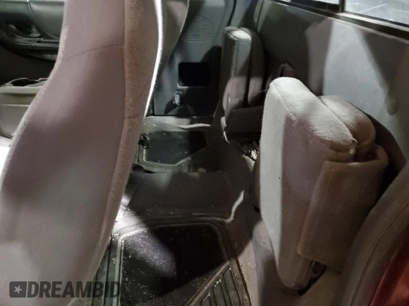 2001 Ford Ranger XL Fleet with VIN 1FTZR15E11PB75101, listed as a Copart auction lot 45923395 with 240,015 mi miles and Salvage Title. Bid and sale history available at DreamBid. Image 10.