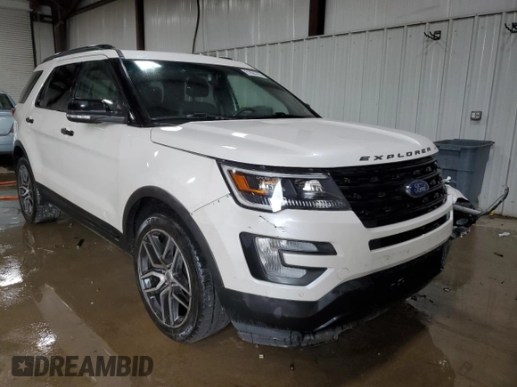 2017 Ford Explorer Sport с VIN 1FM5K8GT8HGA46253, выставлен на аукционе Copart как лот 61855765 с пробегом 101 233 миль миль и Списание • Salvage title. История ставок и продаж доступна на DreamBid. Изображение 4.