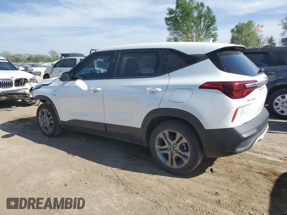 2021 Kia Seltos LX z VIN KNDEPCAA8M7163843, wystawiony jako Copart lot #53368575 z przebiegiem 72 081 mil mil oraz Szkoda całkowita • Salvage title. Historia ofert i sprzedaży dostępna na DreamBid. Obrazek 2.