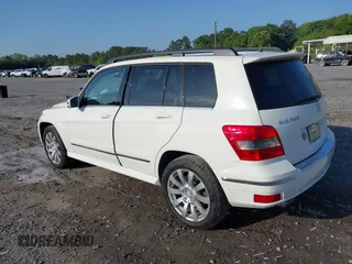 2010 Mercedes-Benz GLK GLK 350 with VIN WDCGG8HB3AF485743, listed as a IAAI auction lot 41998812 with 158,887 mi miles. Bid and sale history available at carsss.com. Image 3.
