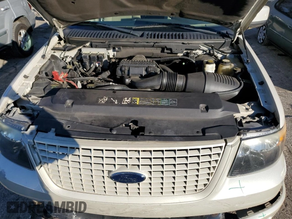 2006 Ford Expedition Limited with VIN 1FMFU19596LA01847, listed as a Copart auction lot 85661084 with 177,779 mi miles and Salvage Title. Bid and sale history available at carsss.com. Image 12.