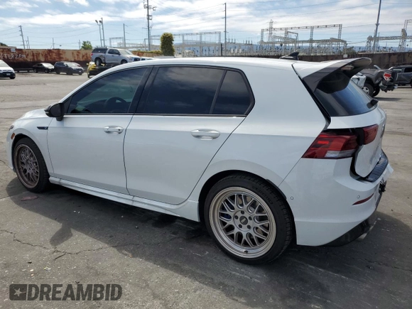 2024 Volkswagen Golf z VIN WVWEB7CD8RW225302, wystawiony jako Copart lot #50951895 z przebiegiem 2 768 mil mil oraz Szkoda całkowita • Salvage title. Historia ofert i sprzedaży dostępna na DreamBid. Obrazek 2.