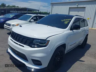 2019 Jeep Grand Cherokee Summit with VIN 1C4RJFJT1KC785744, listed as a IAAI auction lot 42645006 with 38,483 mi miles and . Bid and sale history available at DreamBid. Image 18.