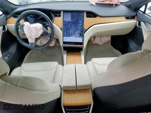 2019 Tesla Model S 100D z VIN 5YJSA1E44KF349058, wystawiony jako Copart lot #57670865 z przebiegiem 39 613 mil mil oraz Szkoda całkowita • Salvage title. Historia ofert i sprzedaży dostępna na DreamBid. Obrazek 8.