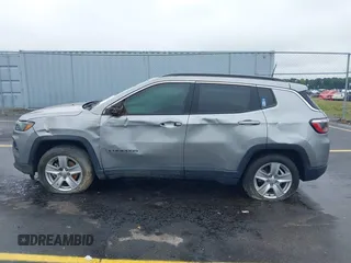 2022 Jeep Compass Latitude с VIN 3C4NJCBB6NT228906, выставлен на аукционе IAAI как лот 42340616 с пробегом 30 336 миль миль и . История ставок и продаж доступна на DreamBid. Изображение 13.