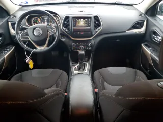 2017 Jeep Cherokee Latitude with VIN 1C4PJLCS6HW641690, listed as a Copart auction lot 44922935 with 143,024 mi miles and Salvage Title. Bid and sale history available at carsss.com. Image 8.
