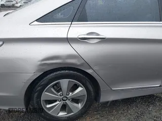 2012 Hyundai Sonata Hybrid with VIN KMHEC4A44CA040923, listed as a IAAI auction lot 41990974 with 177,113 mi miles and . Bid and sale history available at DreamBid. Image 6.