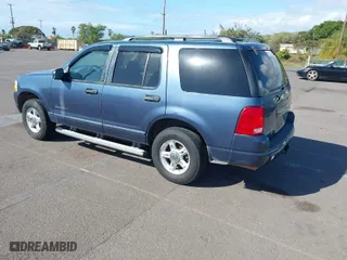 2004 Ford Explorer XLT with VIN 1FMDU73K74ZB43293, listed as a IAAI auction lot 41021943 with 198,737 mi miles. Bid and sale history available at carsss.com. Image 3.