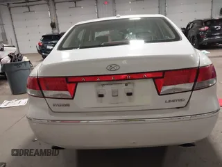 2008 Hyundai Azera Limited с VIN KMHFC46F98A298196, выставлен на аукционе IAAI как лот 42336695 с пробегом 120 787 миль миль и . История ставок и продаж доступна на DreamBid. Изображение 16.