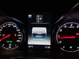 2018 Mercedes-Benz GLC with VIN WDC0G4KB9JF362600, listed as a IAAI auction lot 41547004 with 89,321 mi miles. Bid and sale history available at carsss.com. Image 7.