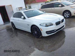 2014 BMW 5 Series 535i xDrive with VIN WBA5B3C53ED531117, listed as a IAAI auction lot 41909491 with 142,451 mi miles and . Bid and sale history available at carsss.com. Image 1.