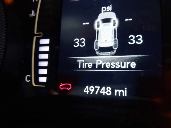 2019 Jeep Cherokee Latitude Plus with VIN 1C4PJMLX2KD254946, listed as a IAAI auction lot 41581777 with 49,748 mi miles. Bid and sale history available at carsss.com. Image 15.