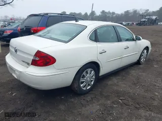 2006 Buick LaCrosse CX with VIN 2G4WC582261290478, listed as a IAAI auction lot 41834442 with 146,457 mi miles. Bid and sale history available at carsss.com. Image 4.