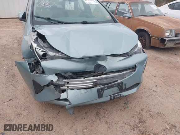 2016 Toyota Prius Four with VIN JTDKARFU2G3526613, listed as a IAAI auction lot 41742117 with 162,214 mi miles. Bid and sale history available at carsss.com. Image 6.