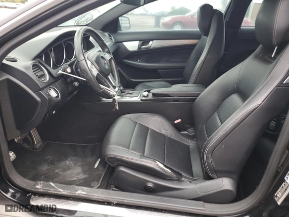2015 Mercedes-Benz C-Class C 250 with VIN WDDGJ4HB0FG348914, listed as a Copart auction lot 42655635 with 90,403 mi miles and Clean Title. Bid and sale history available at carsss.com. Image 7.