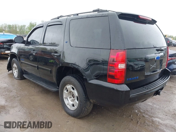 2009 Chevrolet Tahoe 2LT z VIN 1GNFK23009R296956, wystawiony jako IAAI lot #42143854 z przebiegiem 162 156 mil mil oraz . Historia ofert i sprzedaży dostępna na DreamBid. Obrazek 3.