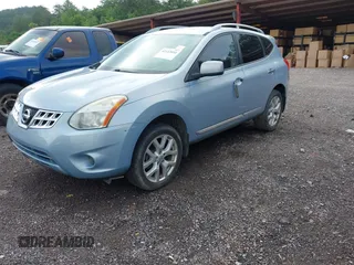 2011 Nissan Rogue SV with VIN JN8AS5MT6BW178421, listed as a IAAI auction lot 42113931 with 174,879 mi miles. Bid and sale history available at carsss.com. Image 2.