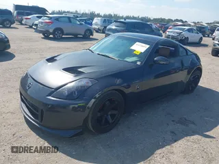 2003 Nissan 350Z Enthusiast with VIN JN1AZ34D83T107831, listed as a IAAI auction lot 41474603 with 135,137 mi miles. Bid and sale history available at carsss.com. Image 17.