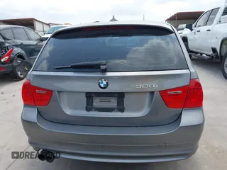 2011 BMW 3 Series 328i xDrive with VIN WBAUU3C52BA542337, listed as a IAAI auction lot 42141670 with 59,479 mi miles and . Bid and sale history available at DreamBid. Image 16.