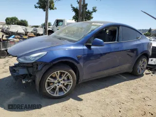 2021 Tesla Model Y Long Range z VIN 5YJYGDEE3MF094506, wystawiony jako Copart lot #58591125 z przebiegiem 45 219 mil mil oraz Szkoda całkowita • Salvage title. Historia ofert i sprzedaży dostępna na DreamBid. Obrazek 1.