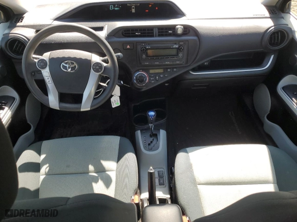 2014 Toyota Prius c One with VIN JTDKDTB39E1562504, listed as a Copart auction lot 52150365 with 195,052 mi miles and Salvage Title. Bid and sale history available at carsss.com. Image 8.