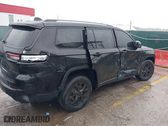 2024 Jeep Grand Cherokee Limited with VIN 1C4RJKBG4R8926264, listed as a IAAI auction lot 42361628 with 23,195 mi miles and . Bid and sale history available at DreamBid. Image 6.
