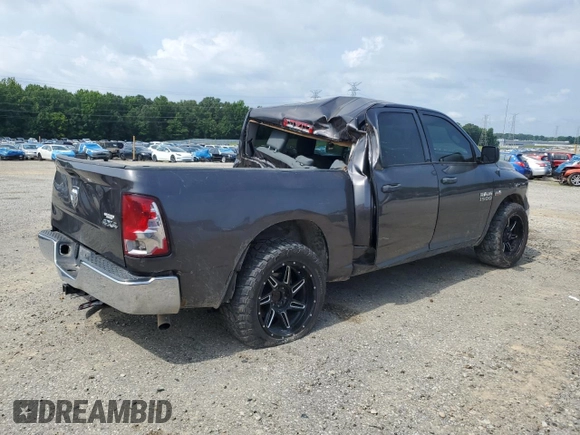 2017 Ram 1500 Tradesman z VIN 3C6RR7KT6HG556096, wystawiony jako Copart lot #61595525 z przebiegiem 211 355 mil mil oraz Szkoda całkowita • Salvage title. Historia ofert i sprzedaży dostępna na DreamBid. Obrazek 3.