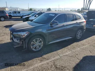 2016 BMW X1 xDrive28i z VIN WBXHT3C36GP889747, wystawiony jako Copart lot #63474985 z przebiegiem 100 104 mil mil oraz Szkoda całkowita • Salvage title. Historia ofert i sprzedaży dostępna na DreamBid. Obrazek 1.