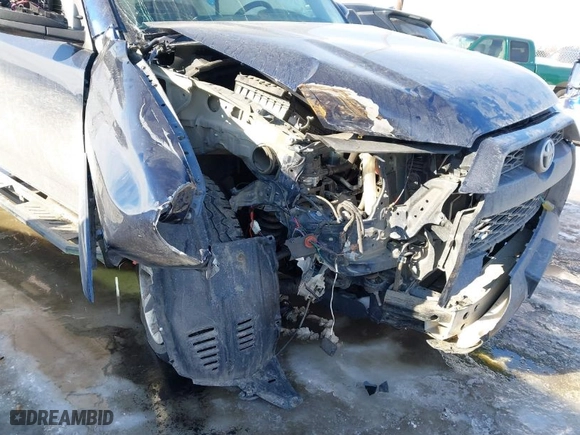 2019 Toyota 4Runner SR5 with VIN JTEBU5JR3K5667654, listed as a IAAI auction lot 41902198 with 53,182 mi miles. Bid and sale history available at carsss.com. Image 6.