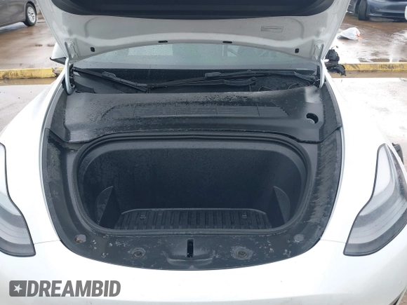 2022 Tesla Model Y Performance with VIN 7SAYGDEF1NF456829, listed as a IAAI auction lot 41448425 with 41,380 mi miles and . Bid and sale history available at DreamBid. Image 10.