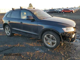 2016 Audi SQ5 Premium Plus with VIN WA1CCAFP8GA015231, listed as a Copart auction lot 88359215 with 128,594 mi miles and Salvage Title. Bid and sale history available at carsss.com. Image 4.