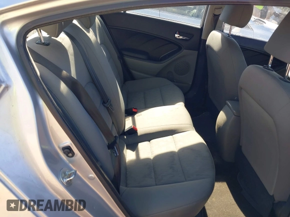 2015 Kia Forte LX with VIN KNAFK4A69F5364361, listed as a IAAI auction lot 41636506 with 1 mi miles. Bid and sale history available at carsss.com. Image 8.