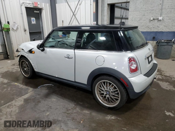 2012 MINI Hardtop with VIN WMWSU3C5XCT254532, listed as a Copart auction lot 88258525 with 139,376 mi miles and Non Repairable. Bid and sale history available at DreamBid. Image 2.