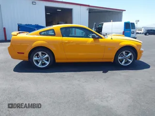 2008 Ford Mustang GT Deluxe with VIN 1ZVHT82H985189609, listed as a IAAI auction lot 42025596 with Not Provided miles and . Bid and sale history available at carsss.com. Image 12.