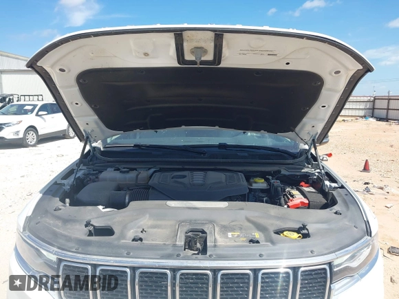 2024 Jeep Wagoneer Series II with VIN 1C4SJUBP2RS160017, listed as a IAAI auction lot 42555460 with 32,092 mi miles and . Bid and sale history available at DreamBid. Image 10.