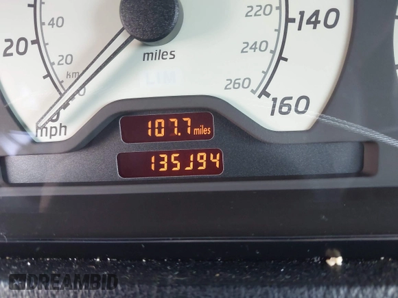 1999 Mercedes-Benz C 230/260/280/320 with VIN WDBHA29G1XA781478, listed as a IAAI auction lot 42051212 with Not Provided miles and . Bid and sale history available at DreamBid. Image 7.