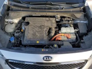 2019 Kia Niro Touring with VIN KNDCE3LC9K5215999, listed as a Copart auction lot 84847314 with 95,880 mi miles and Salvage Title. Bid and sale history available at carsss.com. Image 12.