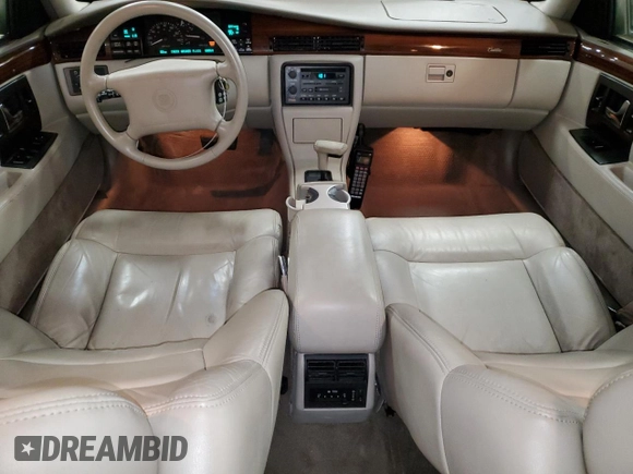 1995 Cadillac Seville Luxury SLS with VIN 1G6KS52Y5SU821659, listed as a Copart auction lot 82207454 with 68,068 mi miles and Clean Title. Bid and sale history available at carsss.com. Image 8.