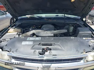 2002 Chevrolet Suburban LT with VIN 1GNEC16Z52J330522, listed as a IAAI auction lot 42251636 with 292,936 mi miles and . Bid and sale history available at DreamBid. Image 10.