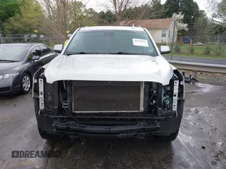 2015 GMC Yukon SLT with VIN 1GKS2BKC0FR676107, listed as a IAAI auction lot 41962929 with 132,389 mi miles. Bid and sale history available at carsss.com. Image 13.