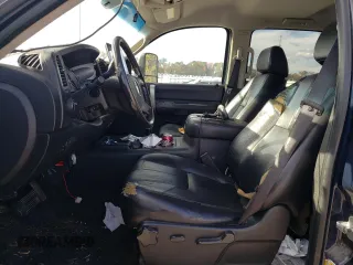 2008 Chevrolet Silverado 3500HD SRW LT w/1LT with VIN 1GCHK33698F172292, listed as a Copart auction lot 82207084 with 355,018 mi miles and Salvage Title. Bid and sale history available at carsss.com. Image 7.