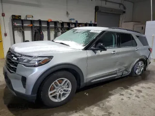 2025 Ford Explorer Active z VIN 1FMUK8DH2SGA43142, wystawiony jako Copart lot #87353534 z przebiegiem 8 355 mil mil oraz Szkoda całkowita • Salvage title. Historia ofert i sprzedaży dostępna na DreamBid. Obrazek 1.