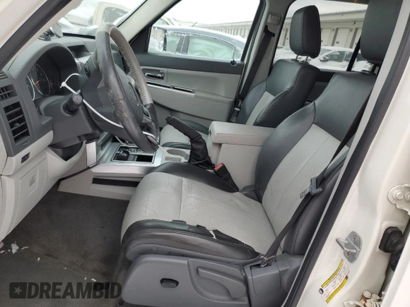 2008 Jeep Liberty Limited with VIN 1J8GN58K78W186575, listed as a Copart auction lot 45982345 with 139,813 mi miles and Salvage Title. Bid and sale history available at DreamBid. Image 7.