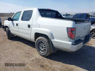 2014 Honda Ridgeline Sport with VIN 5FPYK1F78EB011254, listed as a IAAI auction lot 41564771 with 151,741 mi miles and . Bid and sale history available at DreamBid. Image 3.
