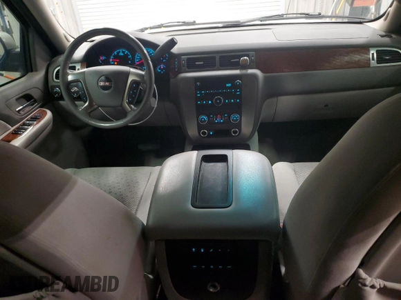 2007 GMC Yukon SLT with VIN 1GKFK13047R223450, listed as a Copart auction lot 52824685 with 140,939 mi miles and Clean Title. Bid and sale history available at carsss.com. Image 8.