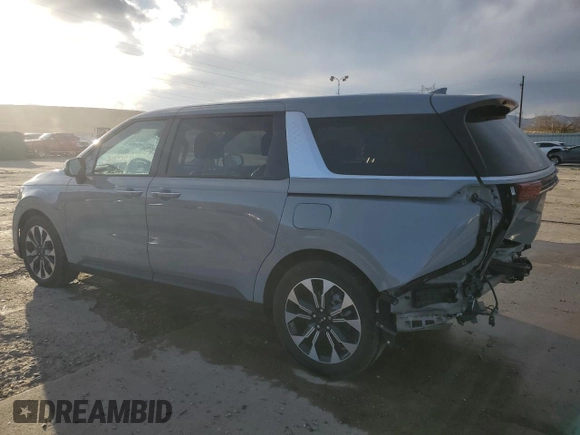 2024 Kia Carnival EX with VIN KNDNC5H33R6385864, listed as a Copart auction lot 80897444 with 12,017 mi miles and Salvage Title. Bid and sale history available at carsss.com. Image 2.