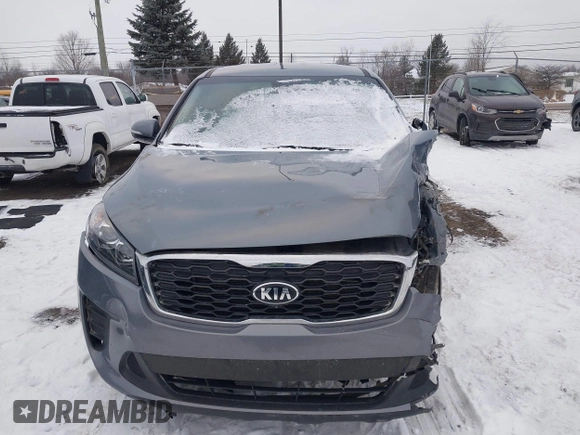 2020 Kia Sorento LX with VIN 5XYPGDA32LG626738, listed as a IAAI auction lot 41319623 with 116,570 mi miles. Bid and sale history available at carsss.com. Image 12.
