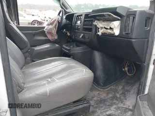 2016 Chevrolet Express Cargo Van with VIN 1GCWGBFF9G1274606, listed as a IAAI auction lot 41566652 with 296,452 mi miles. Bid and sale history available at carsss.com. Image 5.